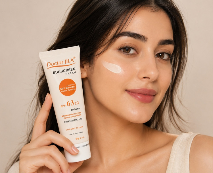کرم ضد آفتاب دکتر ژیلا SPF63 بی رنگ مناسب انواع پوست