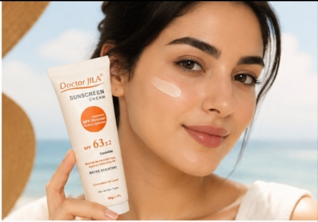 کرم ضد آفتاب بی رنگ دکتر ژیلا spf63 محافظت بالا